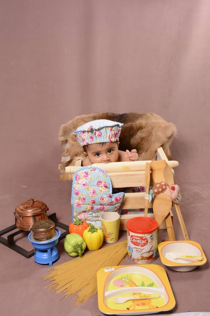 شش ماهگی نوزاد همتاقرایی