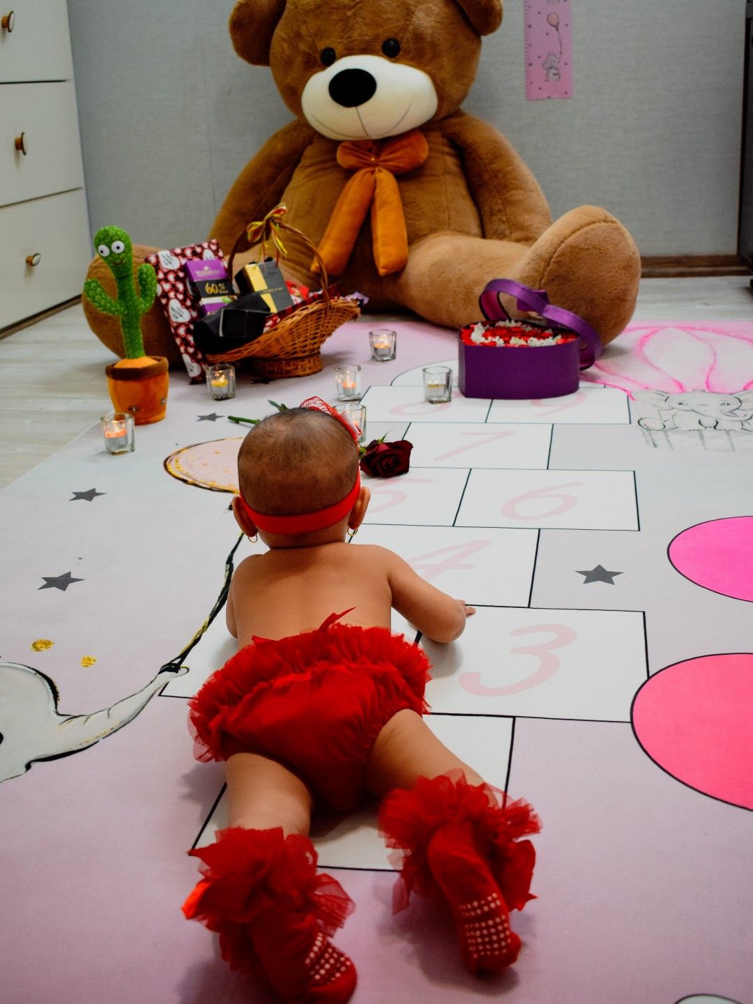 جشن ولنتاین کودک ماهلین جلیلوند