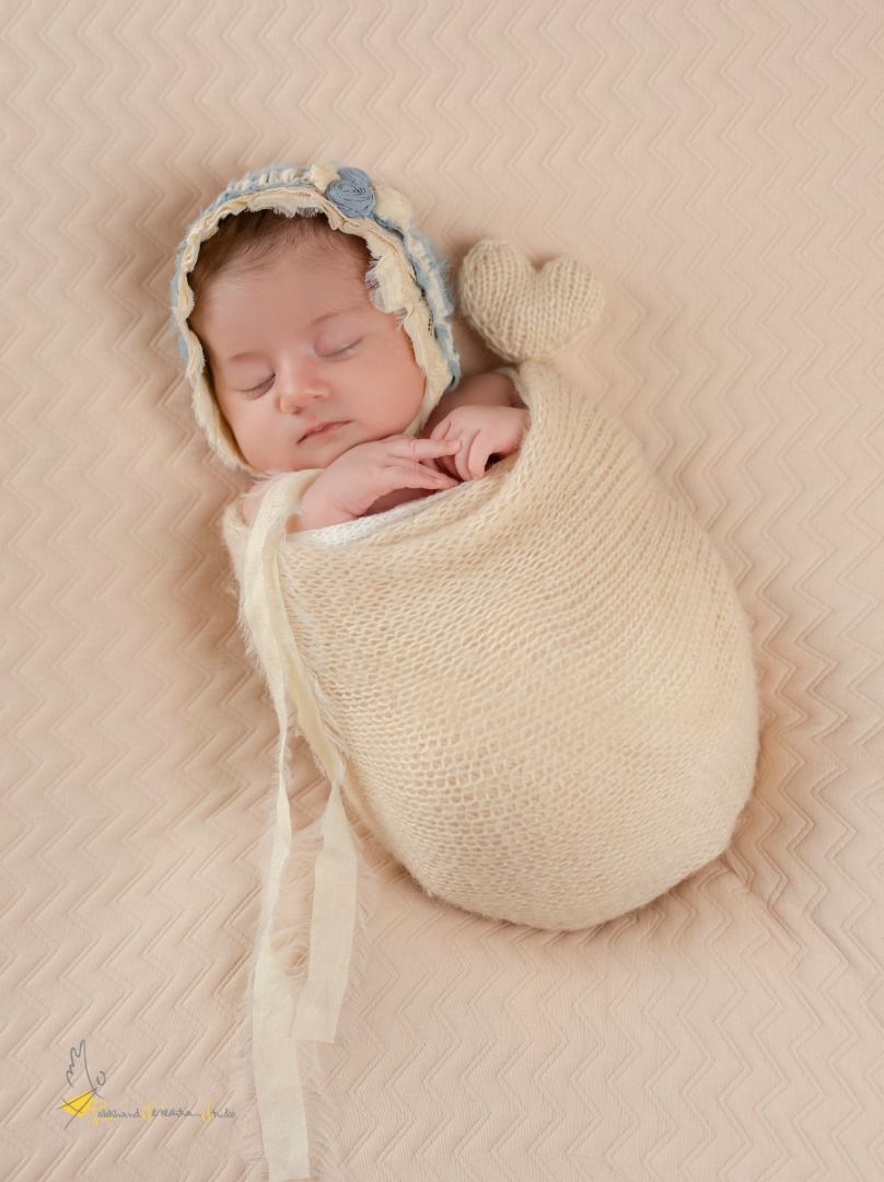 یک ماهگی نوزاد رز امیرمحمدی