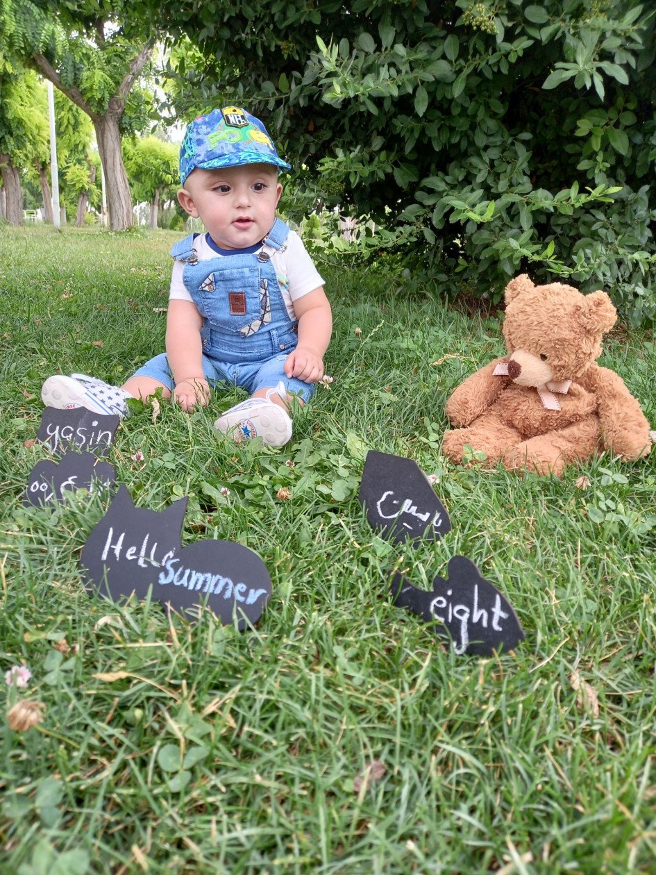 هشت ماهگی نوزاد محمد یاسین محمدیان