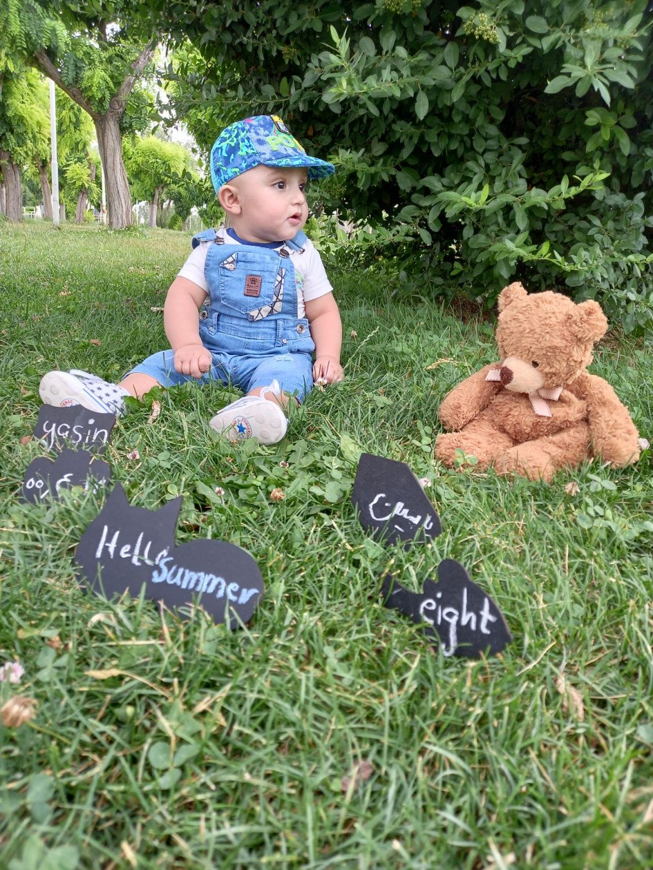 تخته سیاه طرح‌دار محمد یاسین محمدیان