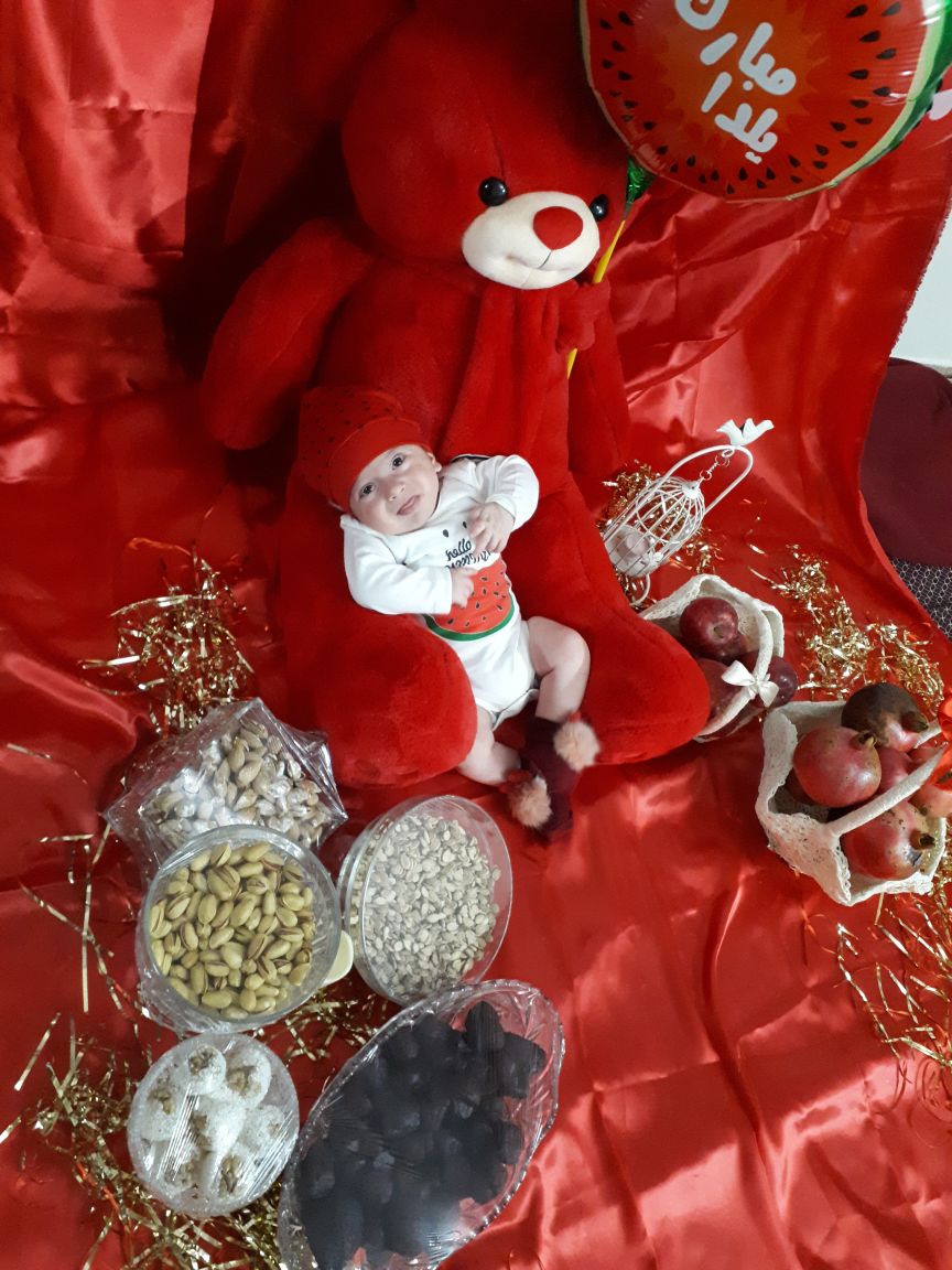 شب یلدا کودک مانی پنجه بند