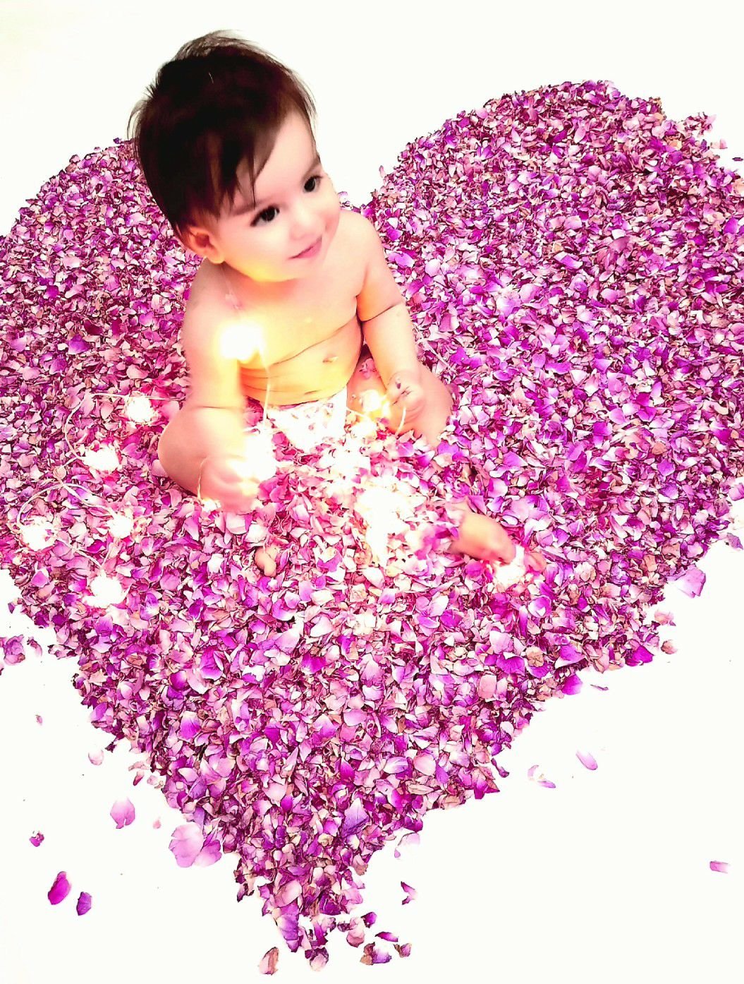 غلتیدن نوزاد محمد طاها عبدی ??