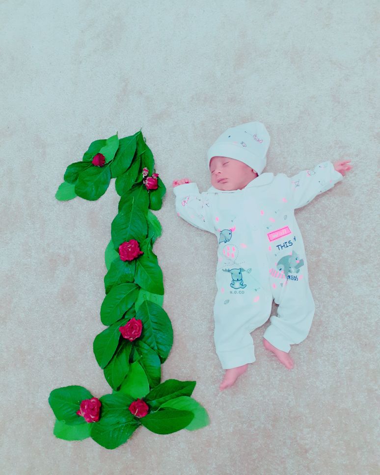 یک ماهگی نوزاد حسین بهفر