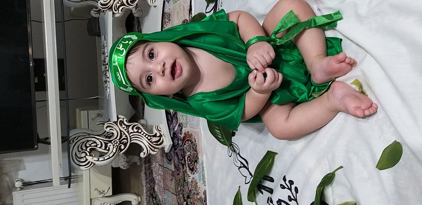 هشت ماهگی نوزاد سامیار تجددی