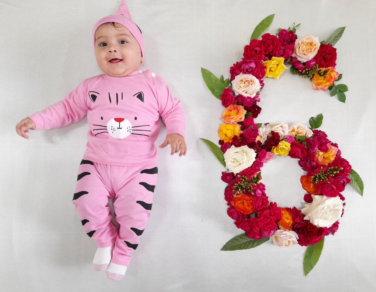 چهار‌دست و پا رفتن نوزاد یلدا عمو قنبری