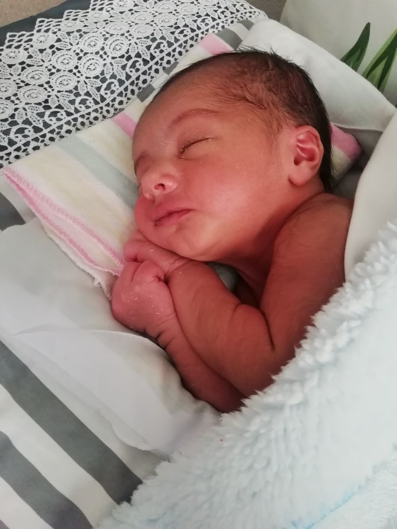 متولد شدن نوزاد علی درویشی