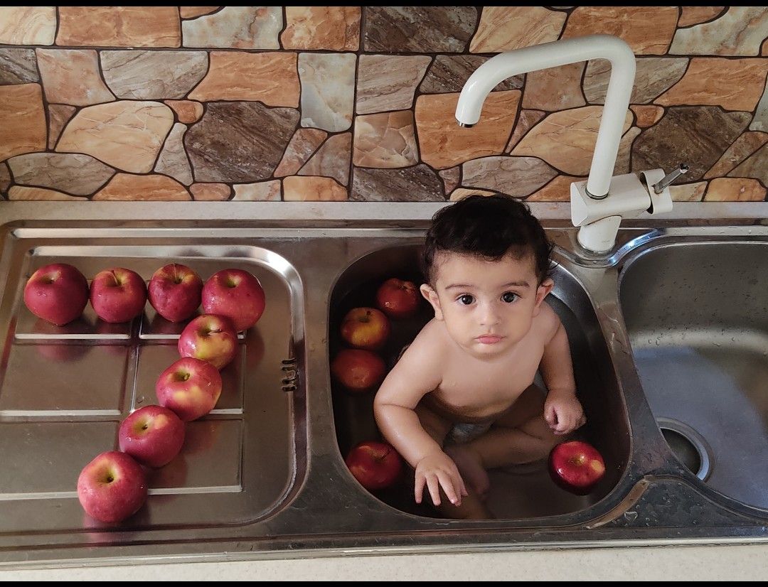 تخته سیاه فانتزی سورنا هادیان