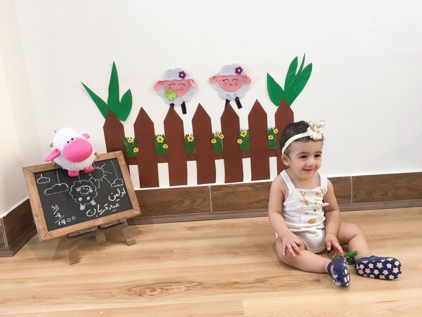 هشت ماهگی نوزاد دلوین قلی نژاد