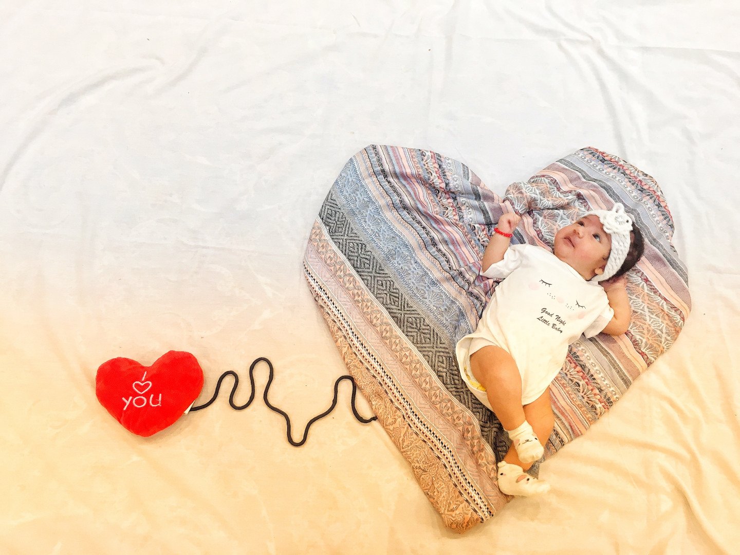 یک ماهگی نوزاد دلوین قلی نژاد