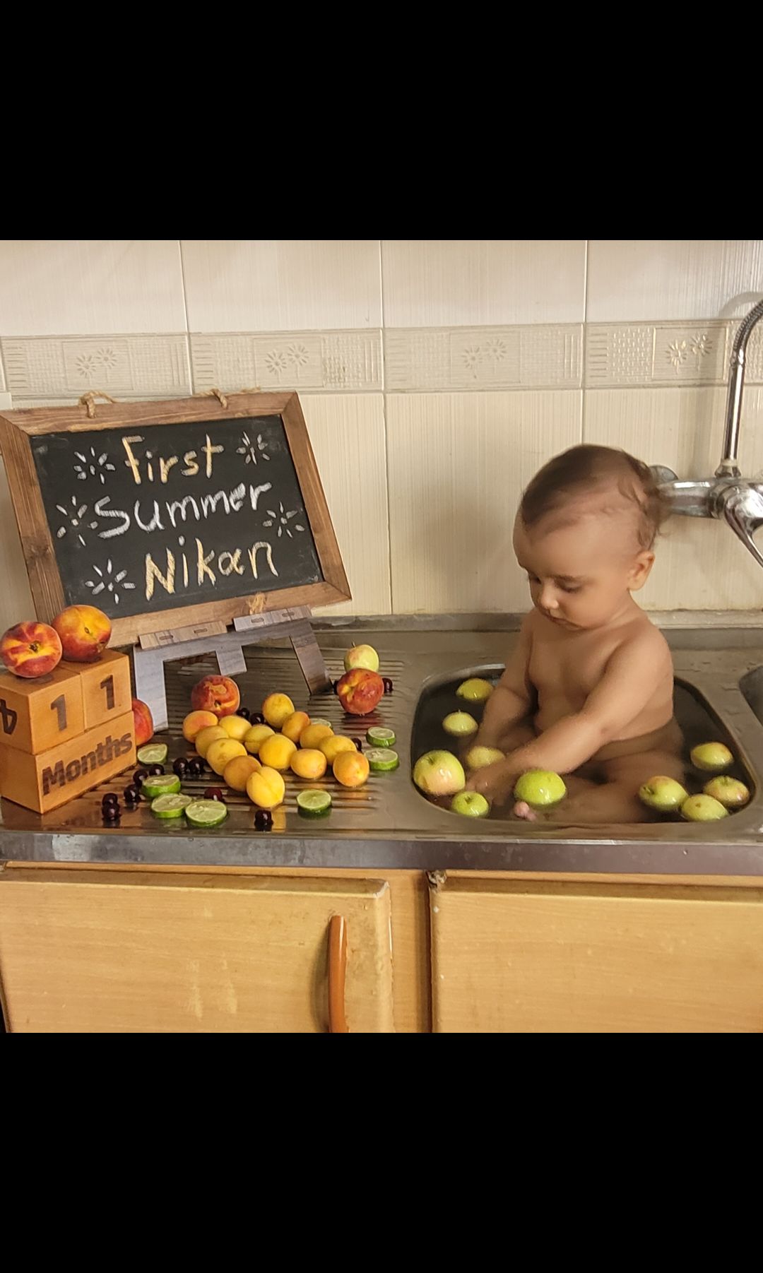 تم عکس تابستانی کودک نیکان نسائی