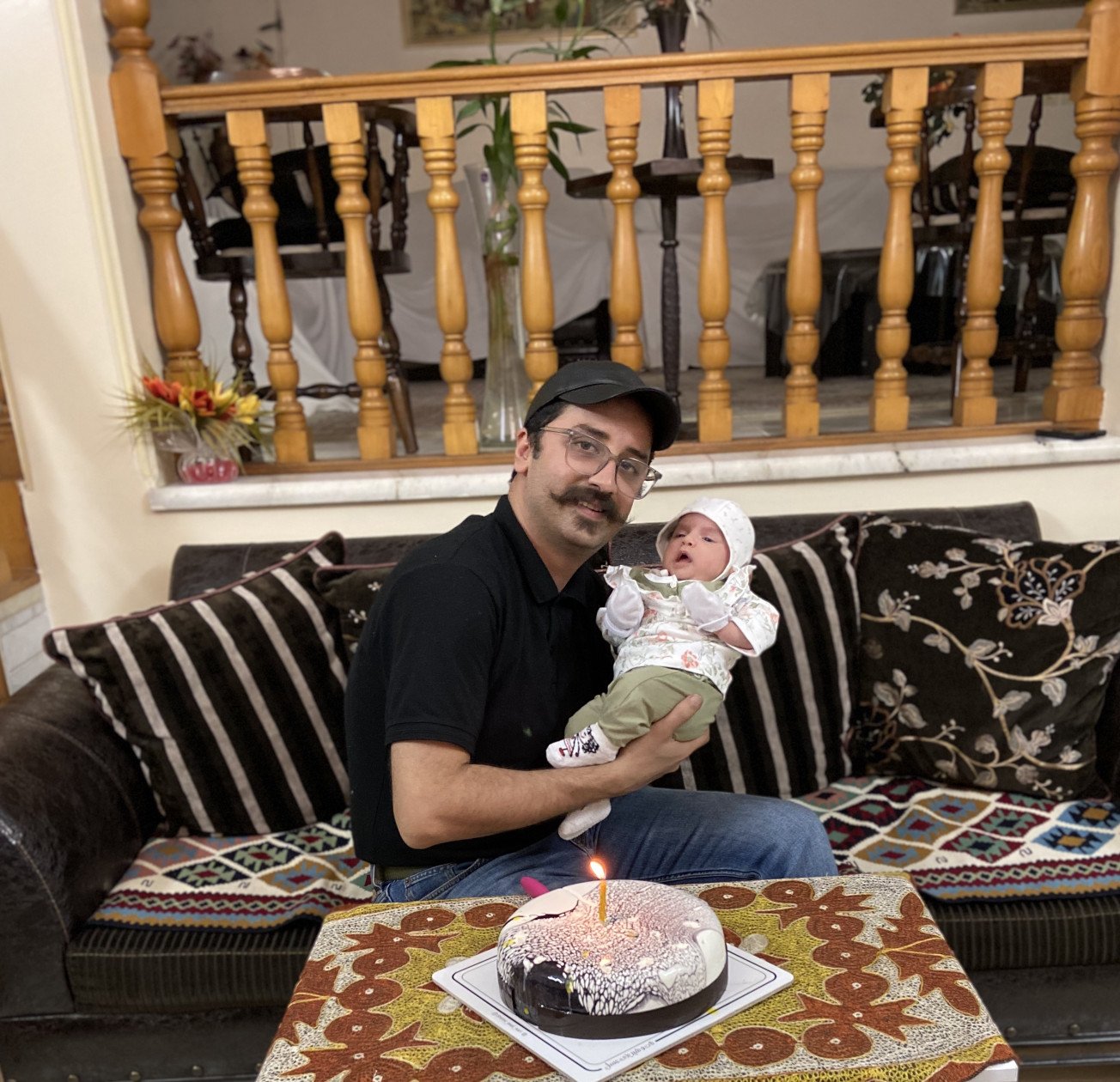 یک ماهگی نوزاد روشنا روحانی زاده