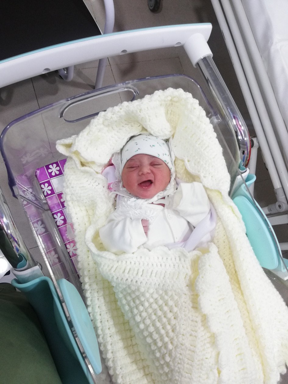 متولد شدن نوزاد ریحانه گلی