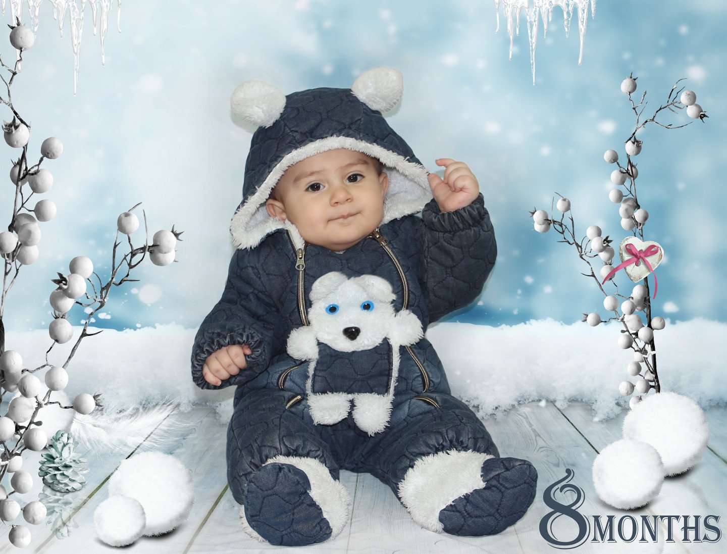 هشت ماهگی نوزاد آراز علی پور