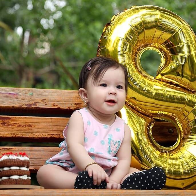 هشت ماهگی نوزاد viana shabani