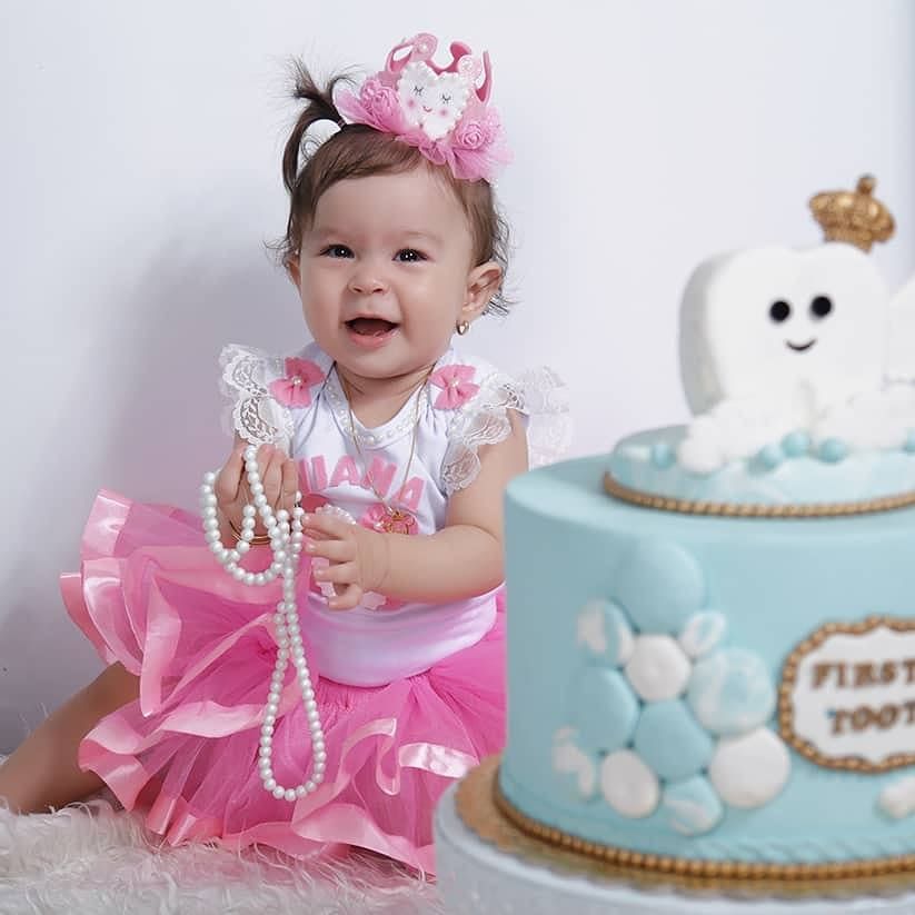 یازده ماهگی نوزاد viana shabani