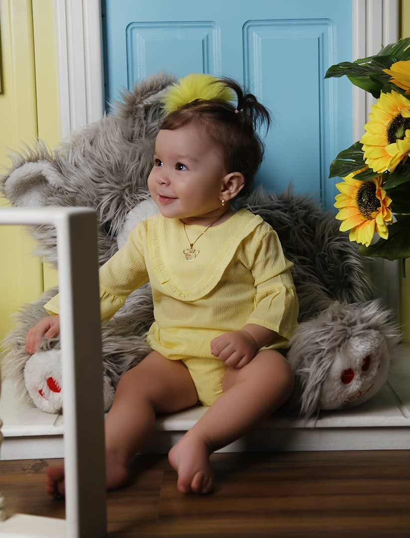 یازده ماهگی نوزاد viana shabani