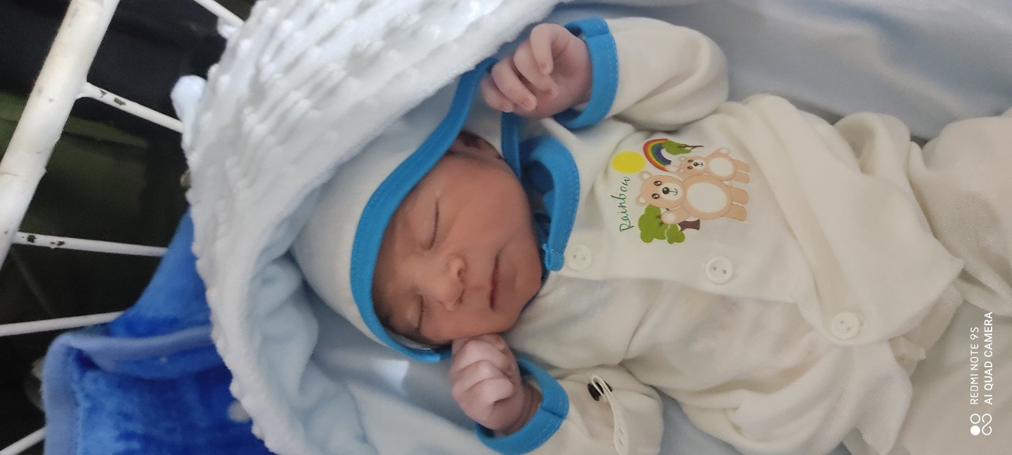 متولد شدن نوزاد میران رحیم پور