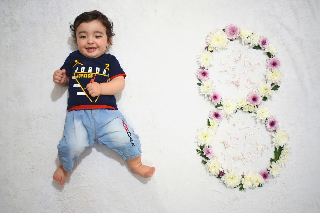 هشت ماهگی نوزاد آدریَن شاپورجانی