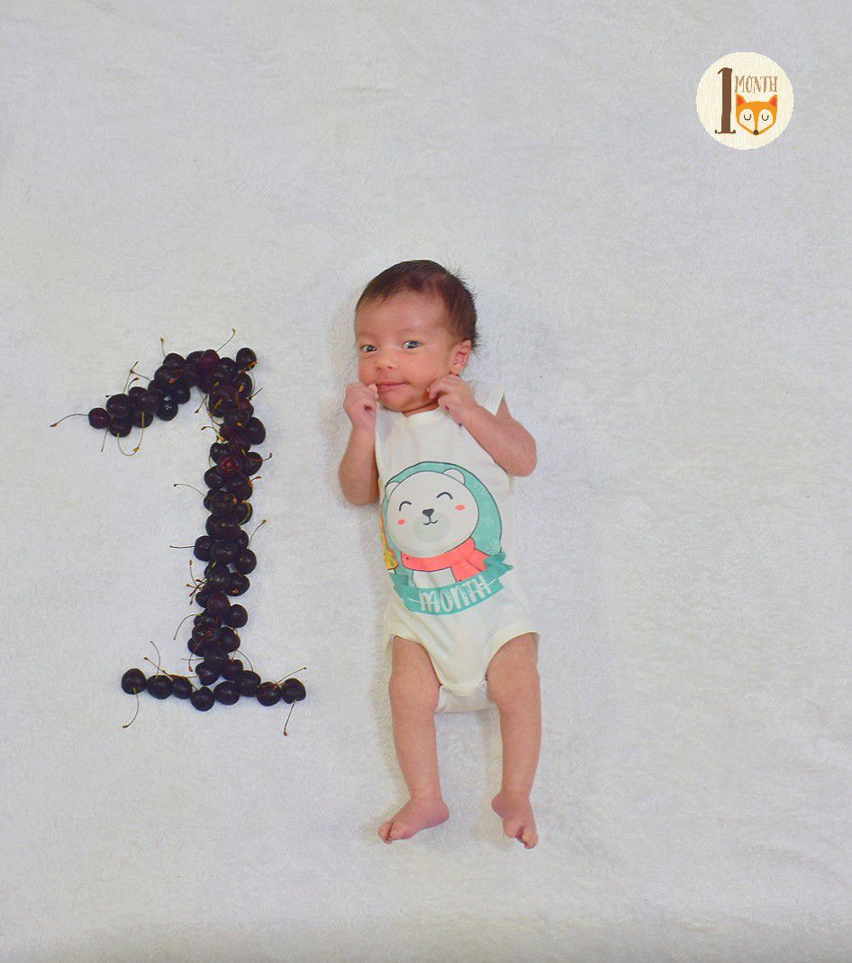 یک ماهگی نوزاد آدریَن شاپورجانی