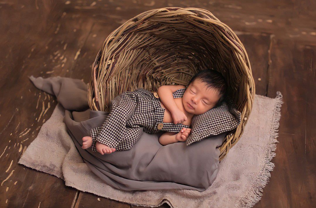 متولد شدن نوزاد آدریَن شاپورجانی