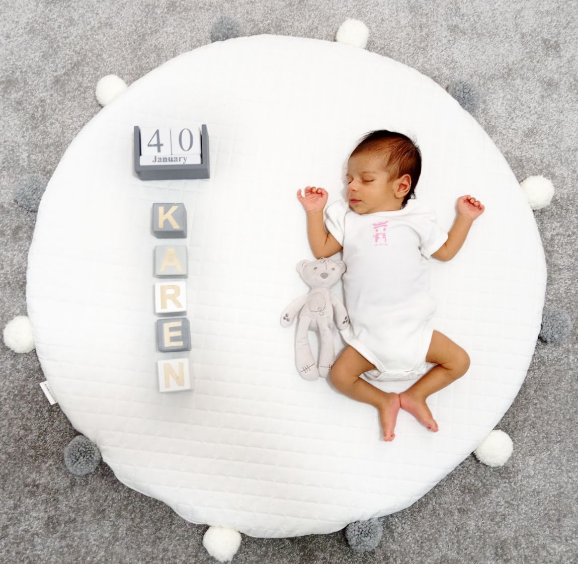 یک ماهگی نوزاد کارن رحیمی