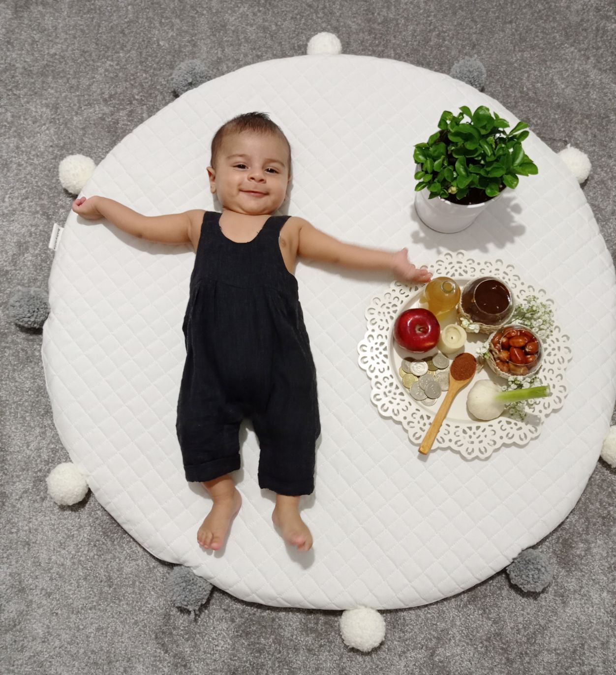 تم عکس بهاری کودک کارن رحیمی