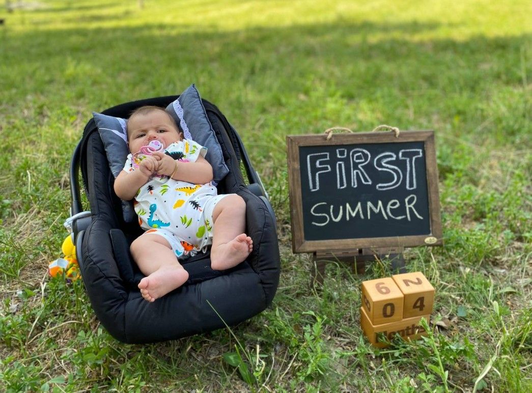 چهار ماهگی نوزاد delvin