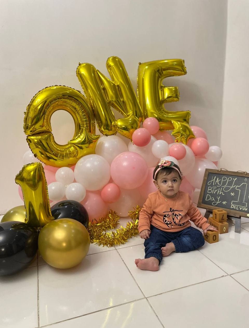 تولد یک سالگی کودک delvin