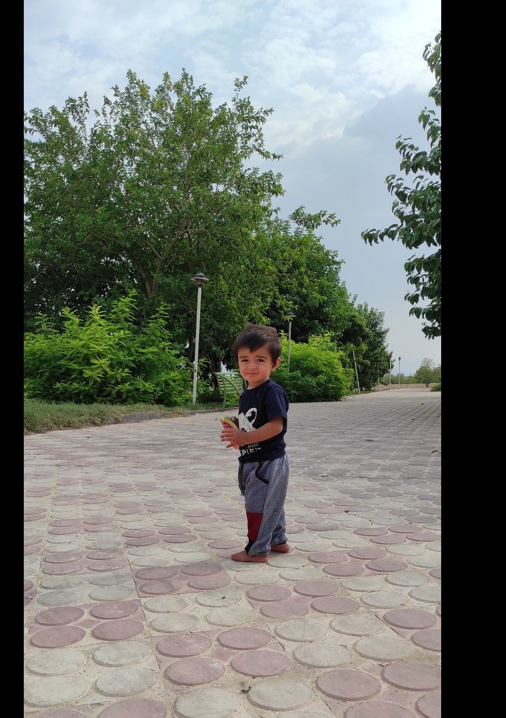 عکس نوزاد در سفر ارشیا اسکندری