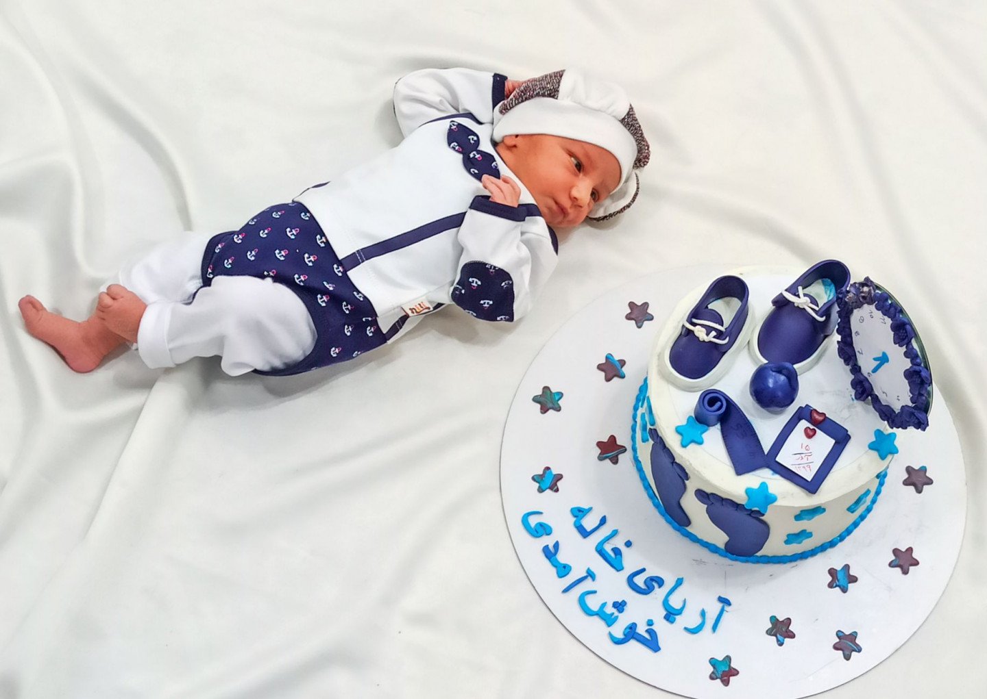 متولد شدن نوزاد آریا دیم زاده