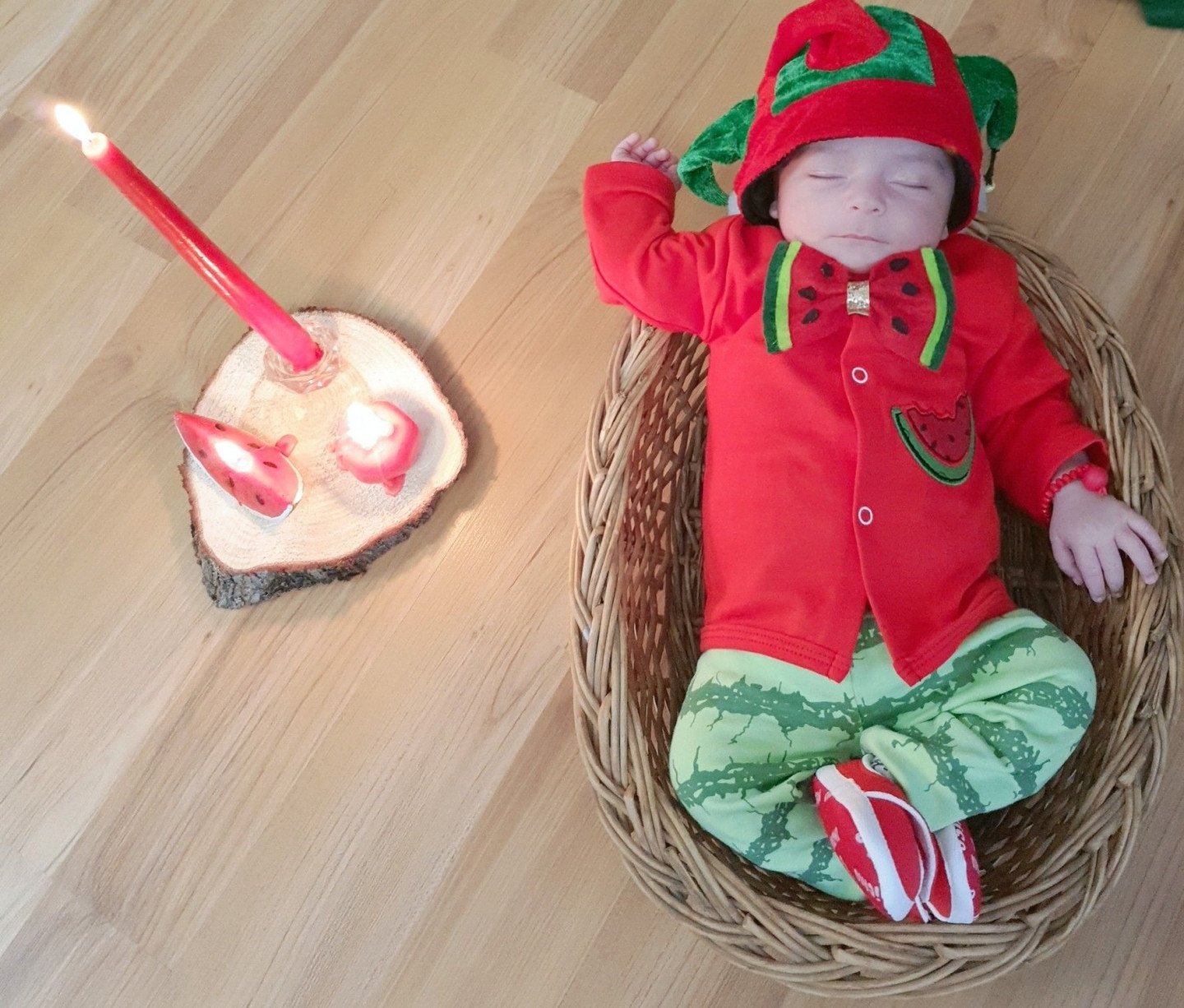 یک ماهگی نوزاد آرتین رنجبر