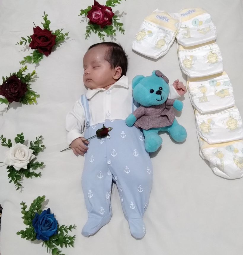 یک ماهگی نوزاد محمدآرتین