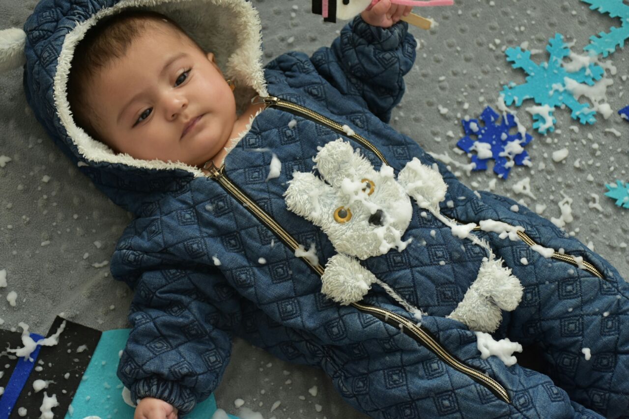 تم عکس زمستانی نوزاد همتاقرایی