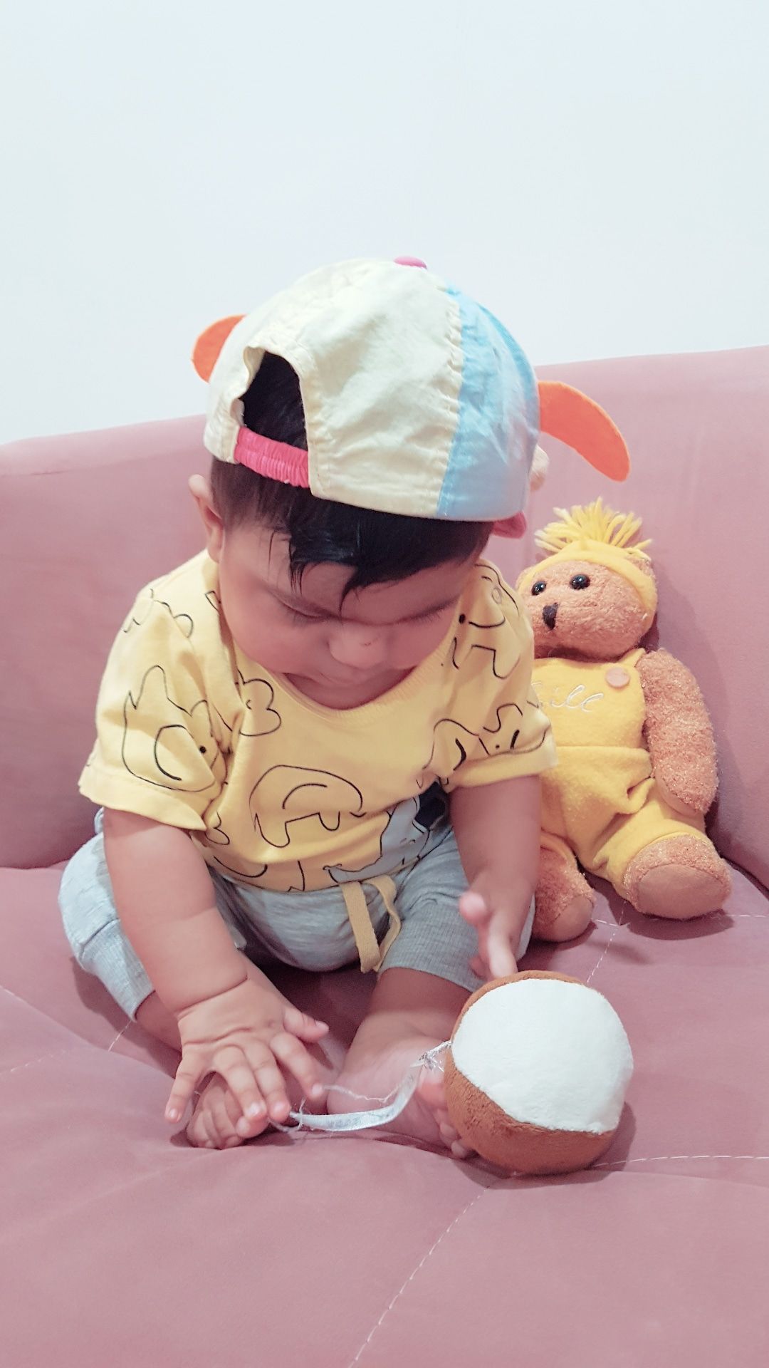 تم عکس بهاری کودک بنیامین ربیعی