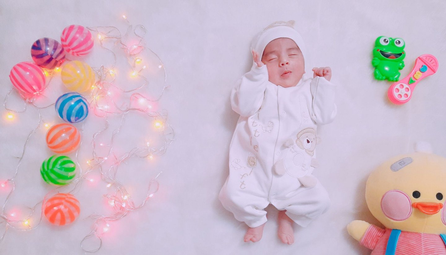 یک ماهگی نوزاد امیرمحمد حسین زاده