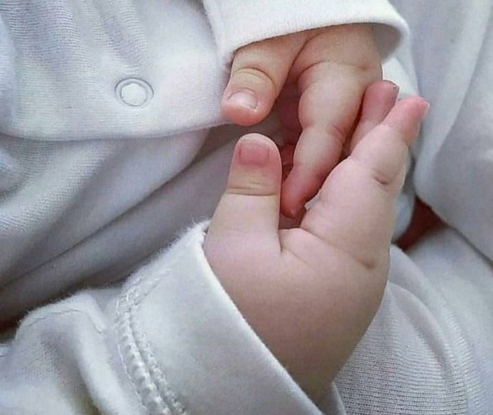 اثر  دست نوزاد فاطمه  قلی زاده