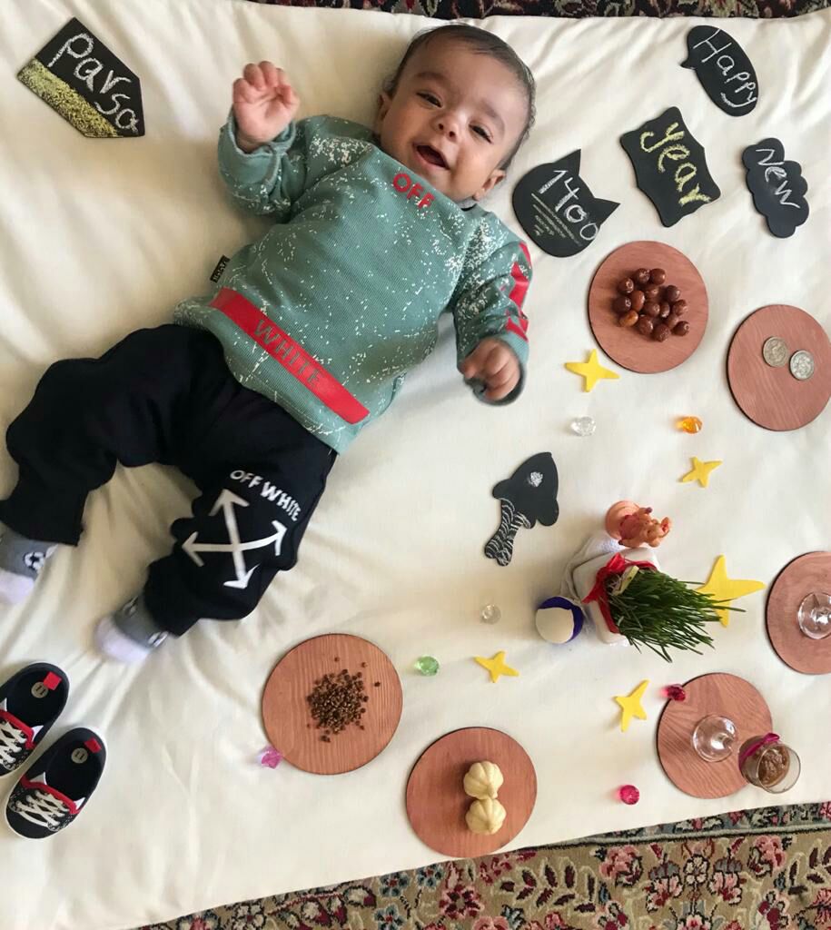 تخته سیاه طرح‌دار پارسا رحیمی