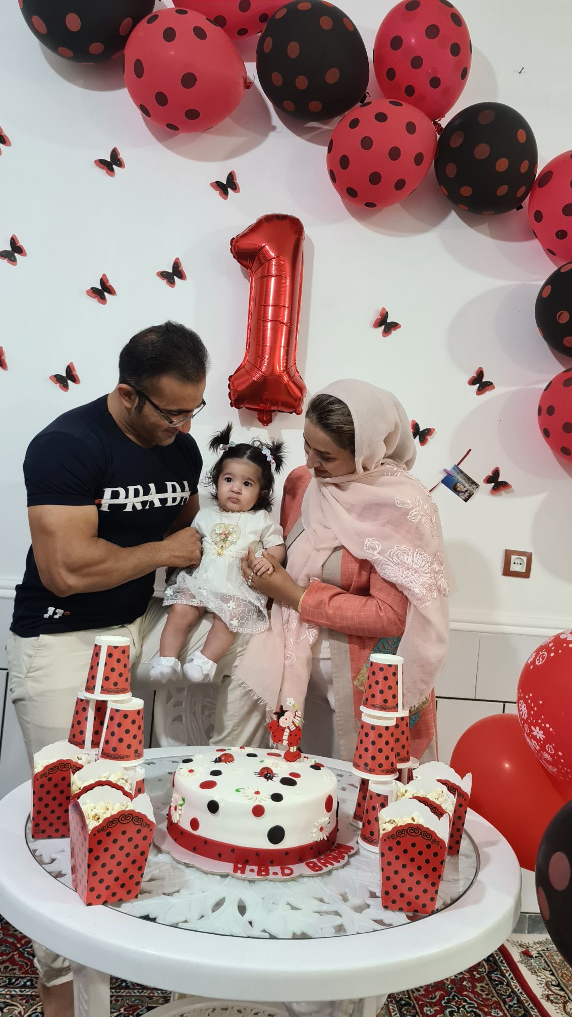 عکس خانوادگی من النا اکبری