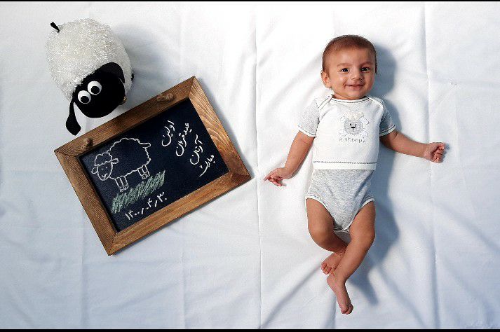 دو ماهگی نوزاد آرتان حامدی