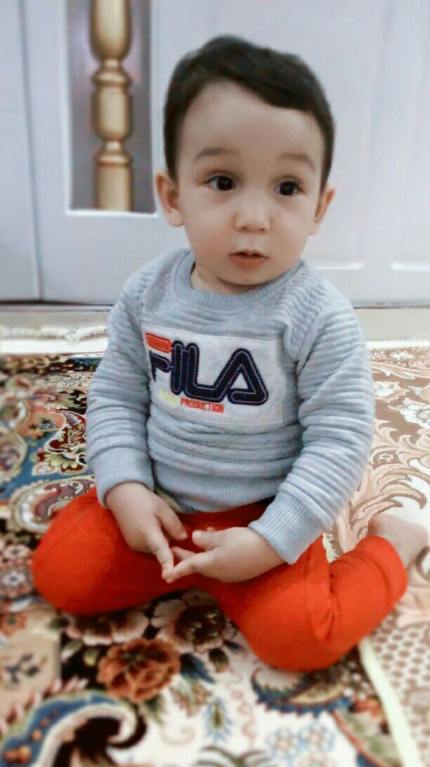 اولین نشستن نوزاد محمدجوادخرده دان