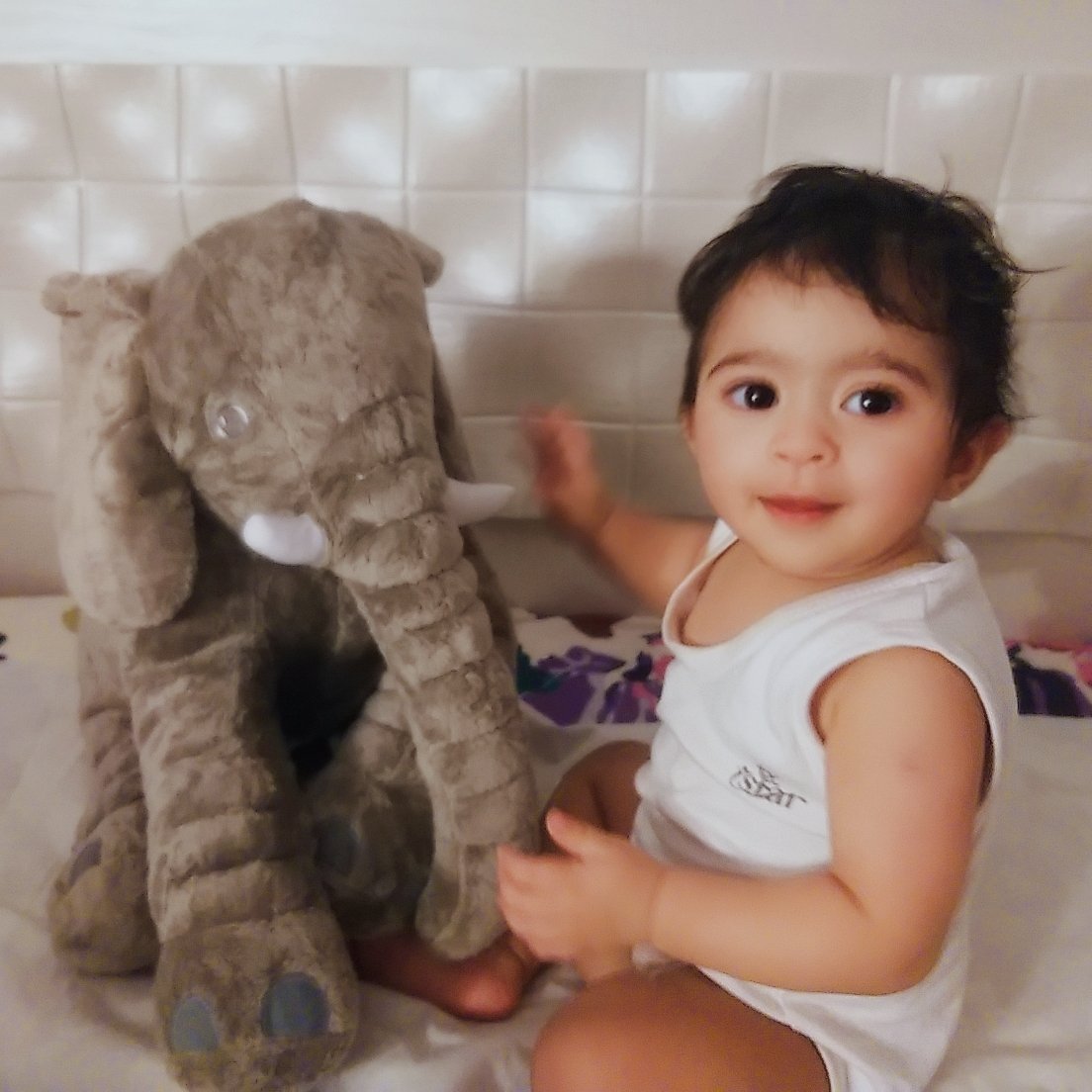 هشت ماهگی نوزاد ملودی حسنیان فر