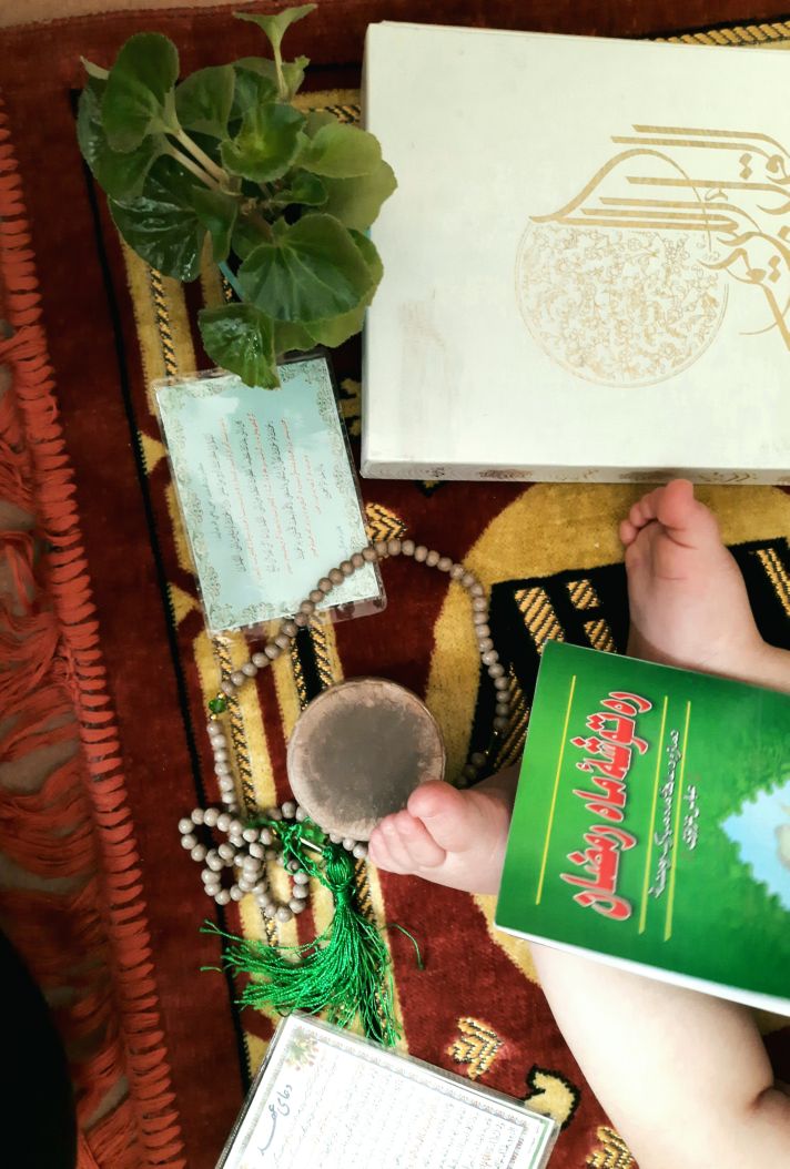 مسابقه ماه رمضان محنا  زین العابدینی