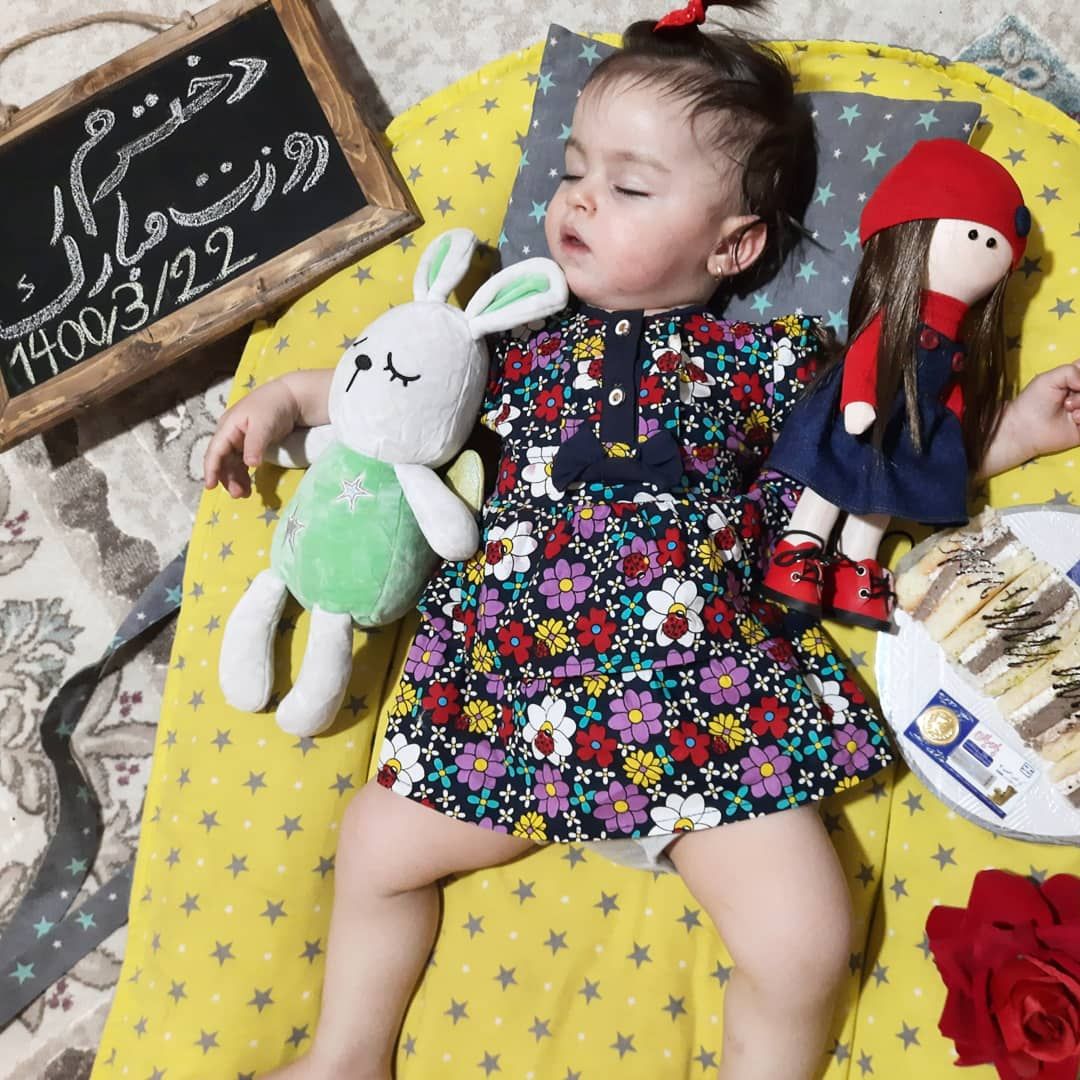 سیزده ماهگی کودک محنا  زین العابدینی