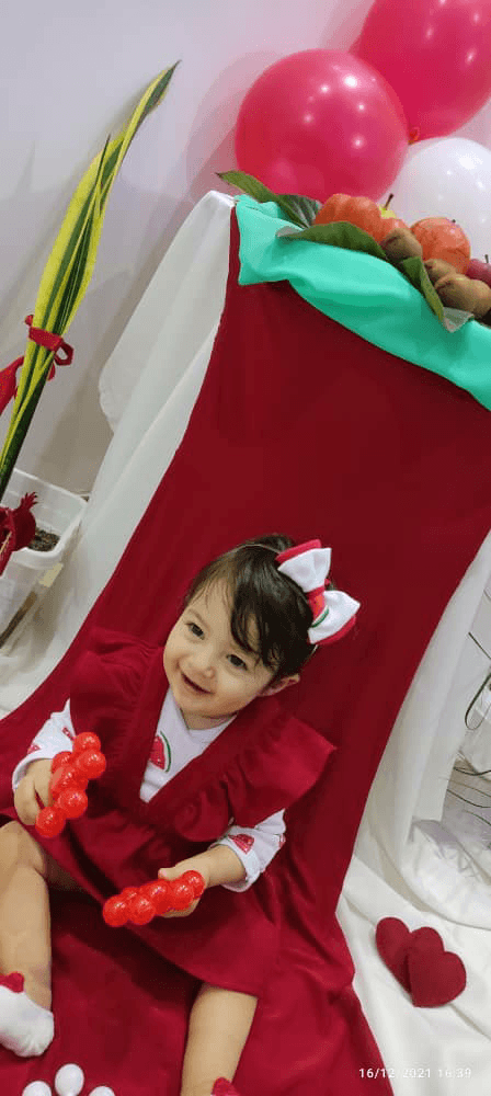 شب یلدا کودک دلسا زاهدیان