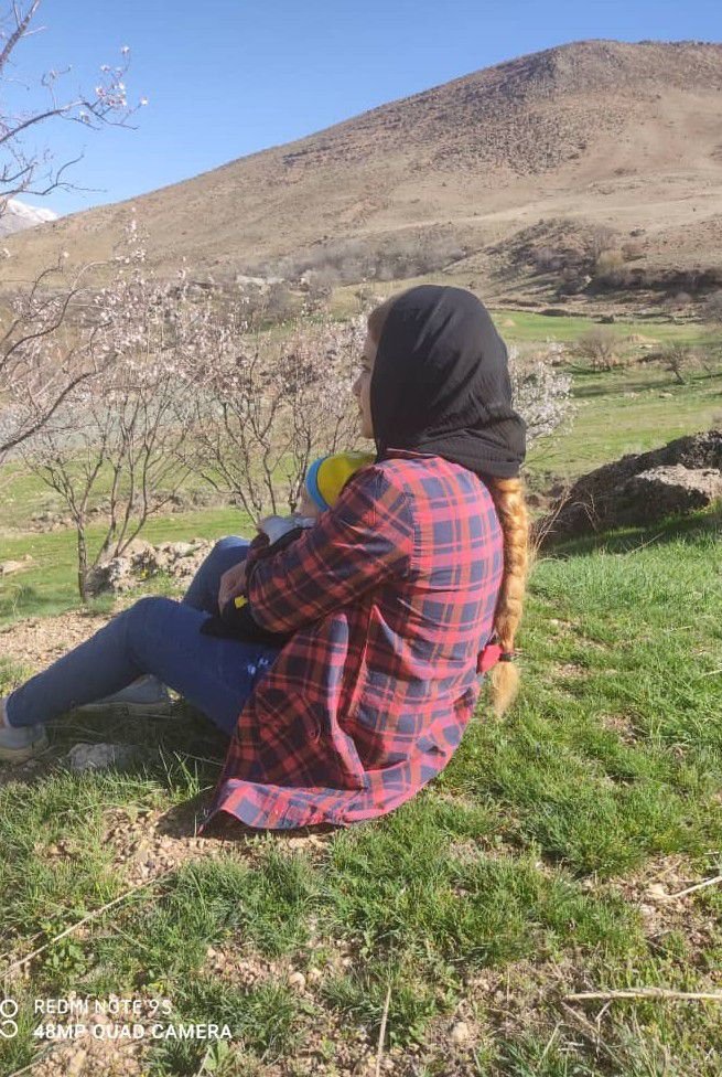 غلتیدن نوزاد آرادقهفرخی