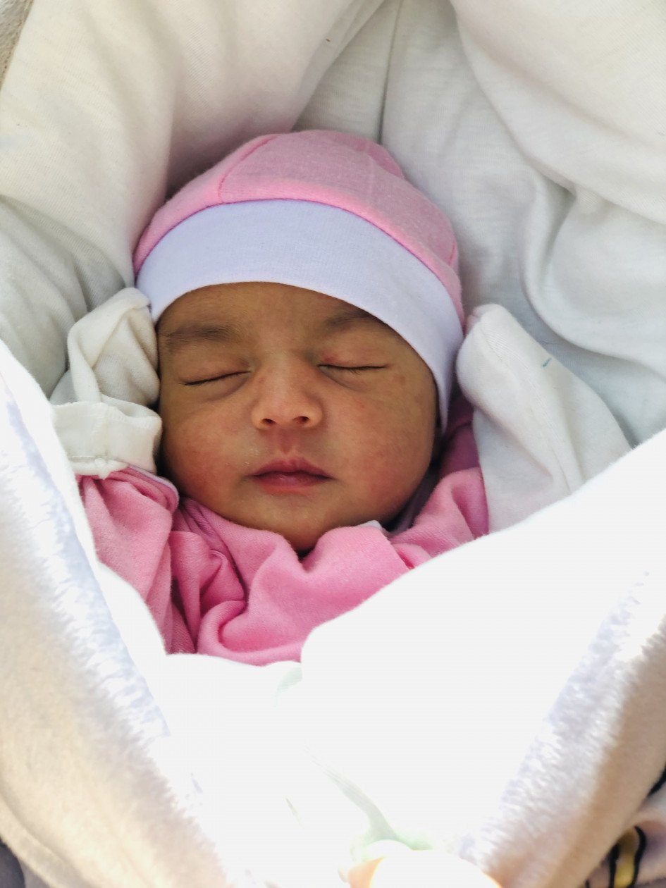 متولد شدن نوزاد مهرو بَراهيمي