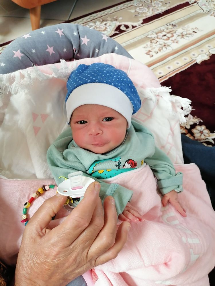 تم عکس بهاری کودک جانان بلاغی