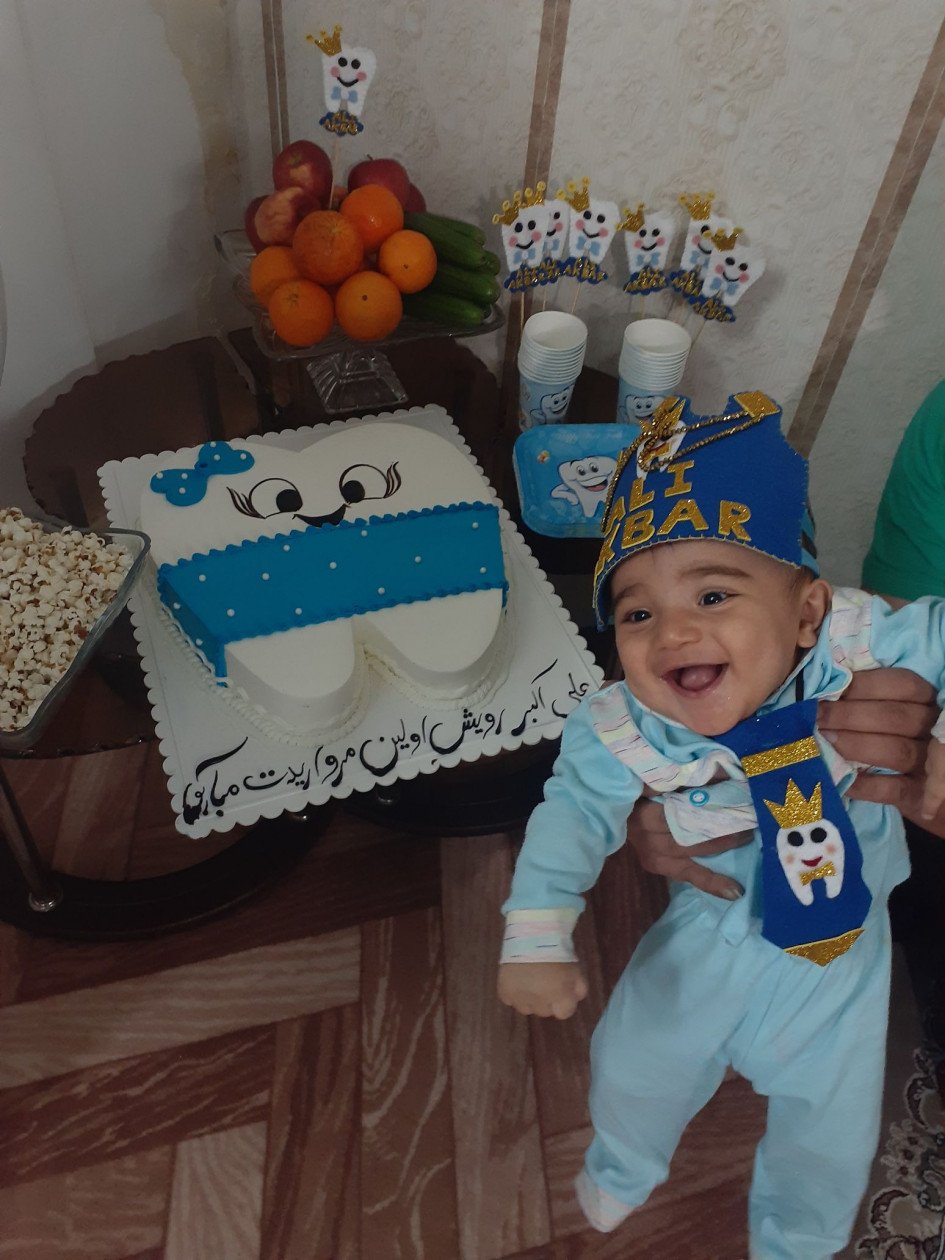 شش ماهگی نوزاد علی اکبر کاکاوند