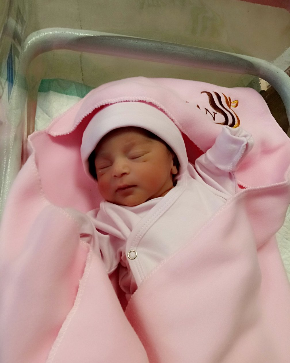 عکس نوزاد دختر ملودی فهیمی